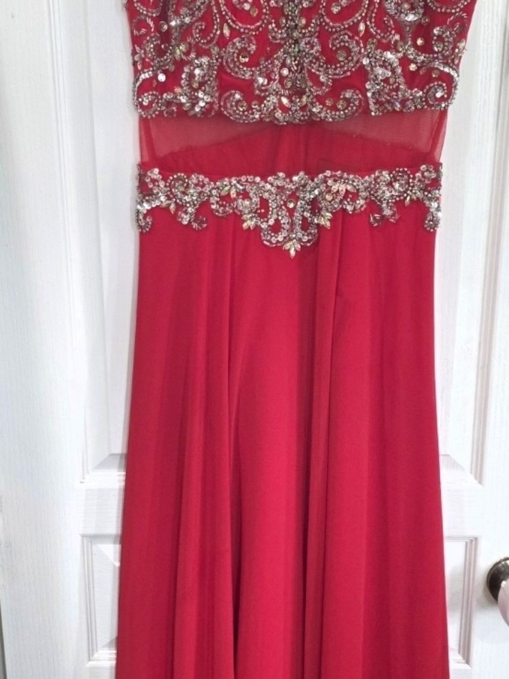 Red Beaded Mesh Waist Party Dress